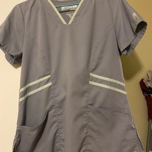 Active scrub top